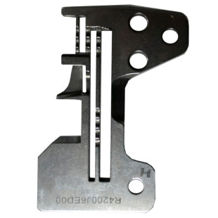пластина игольная Juki 6704 R4200 J6E-DOO Strong 3х нитка